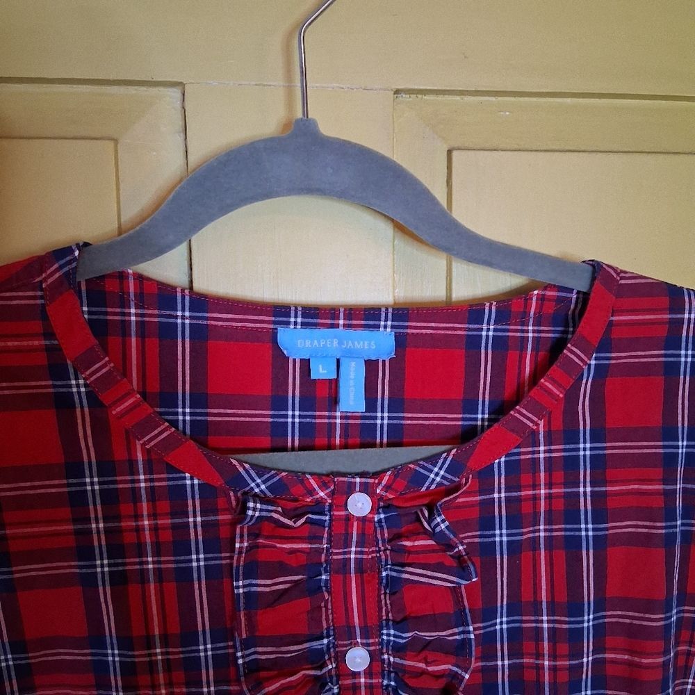 Draper James Red and Black Plaid Stretch Cotton Blouse With Ruffled Placket Sz L - Picture 7 of 14